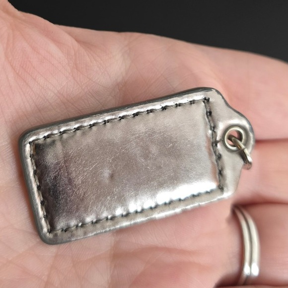 Coach Leather Luggage Tag Bag Charm Silver Tone Metallic Authentic Accessory - Picture 4 of 4